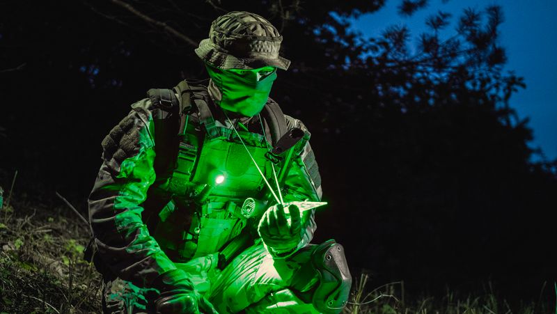 Armytek Wizard C2 WG Magnet USB Warmweiß / Kaltweiß + Grün