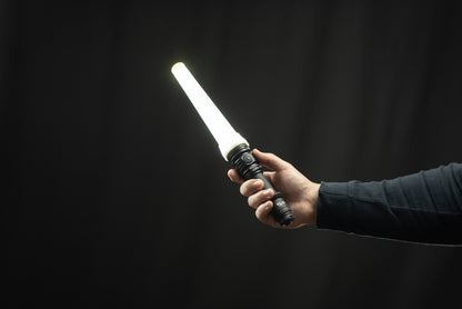 VORBESTELLUNG Armytek Viking Pro Max Weiß / Warmweiß