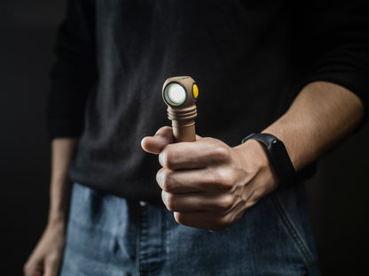 Armytek Wizard C2 Pro Magnet USB Sand Kaltweiß